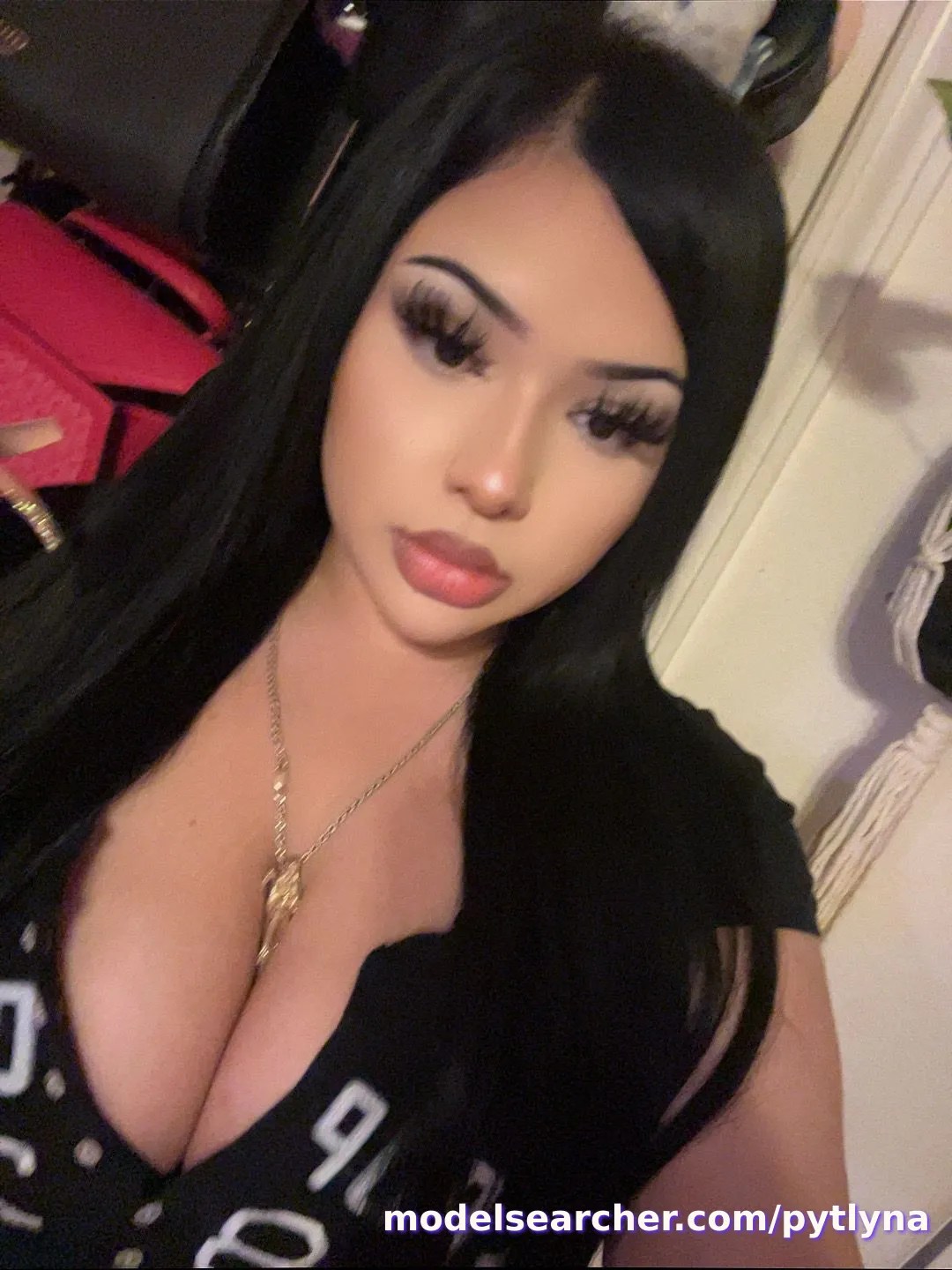 Lynaalizae🎀 Onlyfans Profile Content - updated December 2025