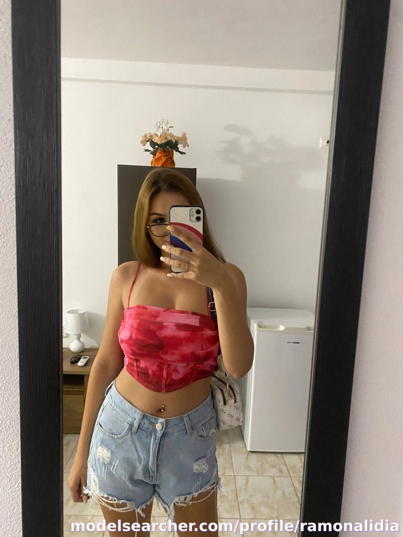 Lídia Silva ❤ Spotlight #fapsearcheri1