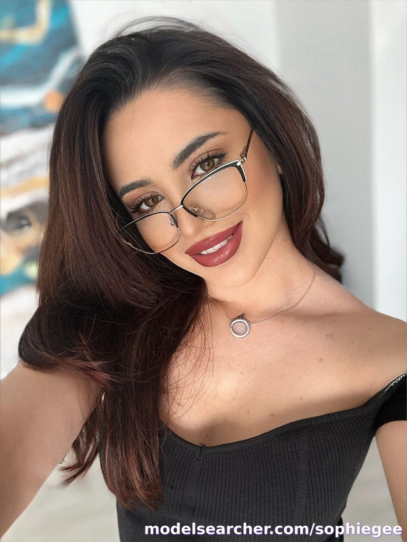 Sophie💄 Spotlight #fapsearcheri1