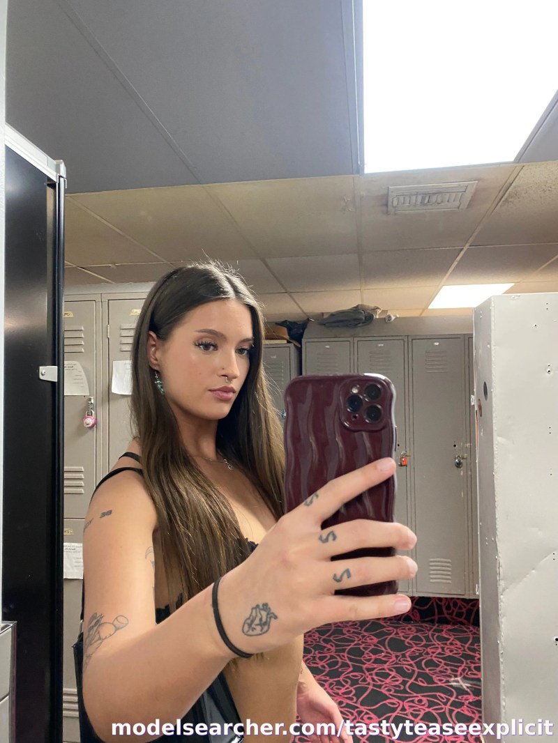 tastyteasee Spotlight #fapsearcheri1
