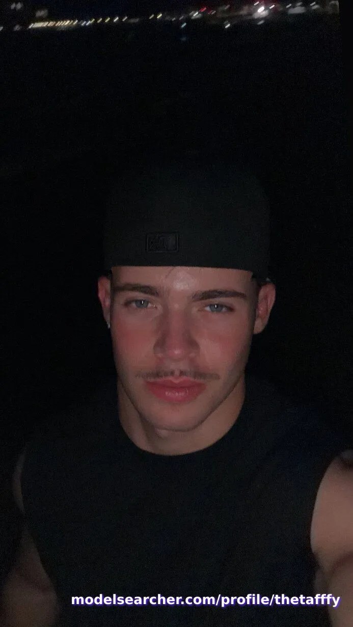 Rafael Serafini Spotlight #fapsearcheri1