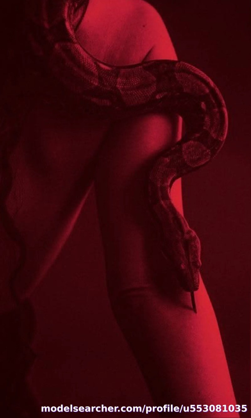 ValkyriaOficial Spotlight #fapsearcheri1