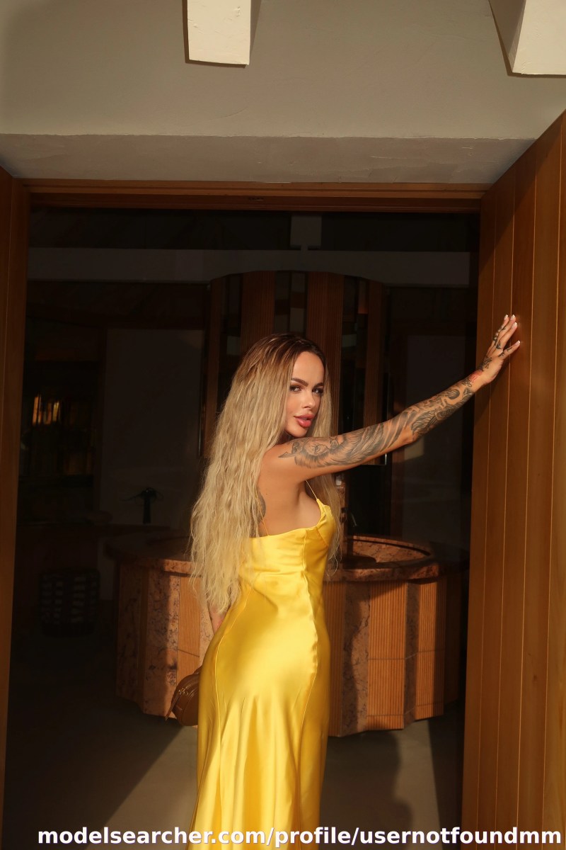 mvradova Spotlight #fapsearcheri1