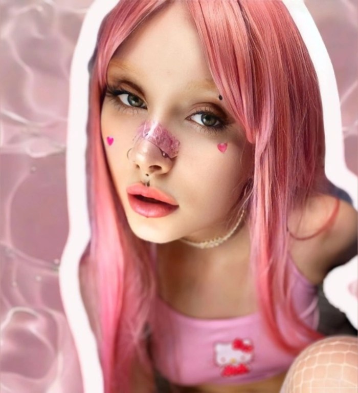 ethereal_doll