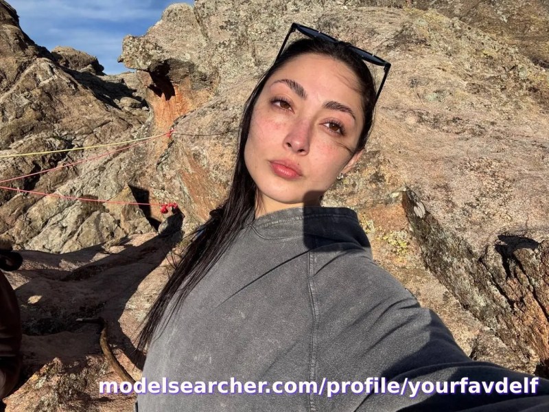 Delifina Spotlight #fapsearcheri2