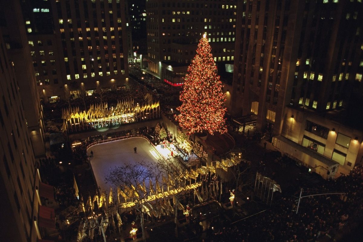 On christmas day, the tree is lit for 24 hours and on new year's eve it is lit from 6am to 9pm. Rockefeller Center Christmas Tree History A New York City Holiday Time