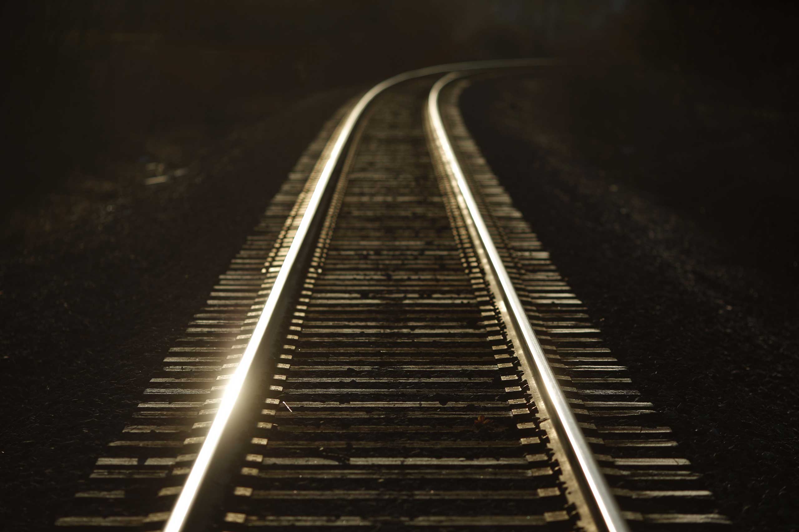 Cop Saves Man S Life Seconds Before Train Hits His Car Time