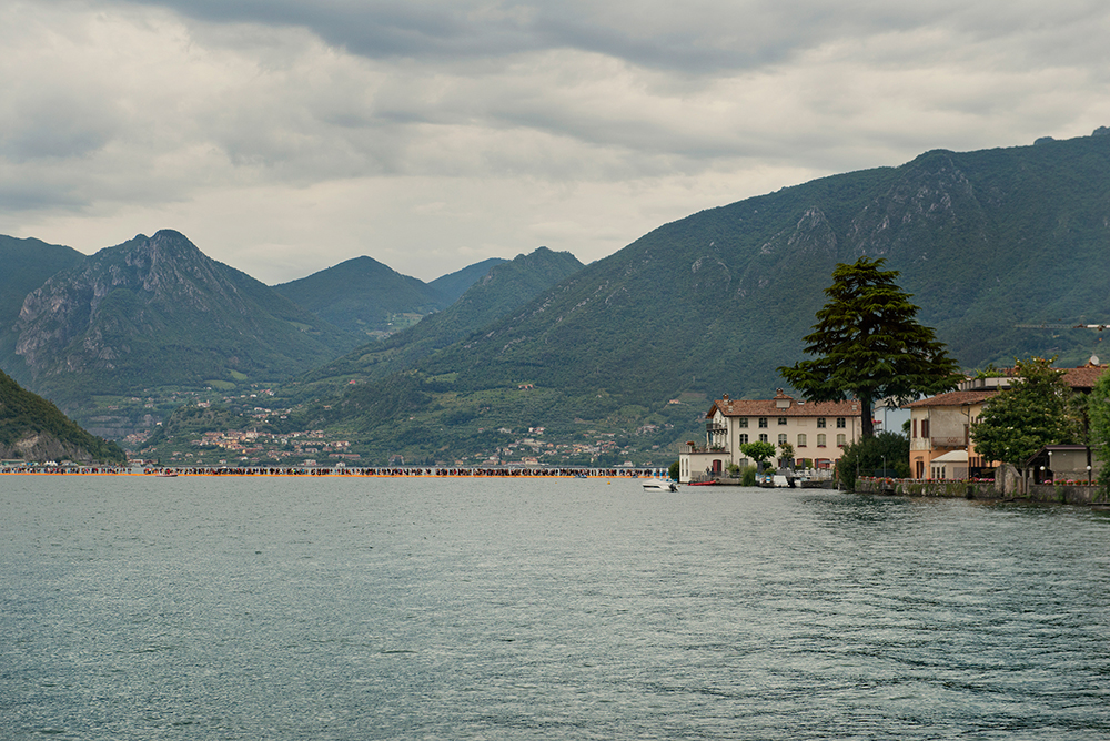 Christo S Floating Piers Photos From The Art Installation Time