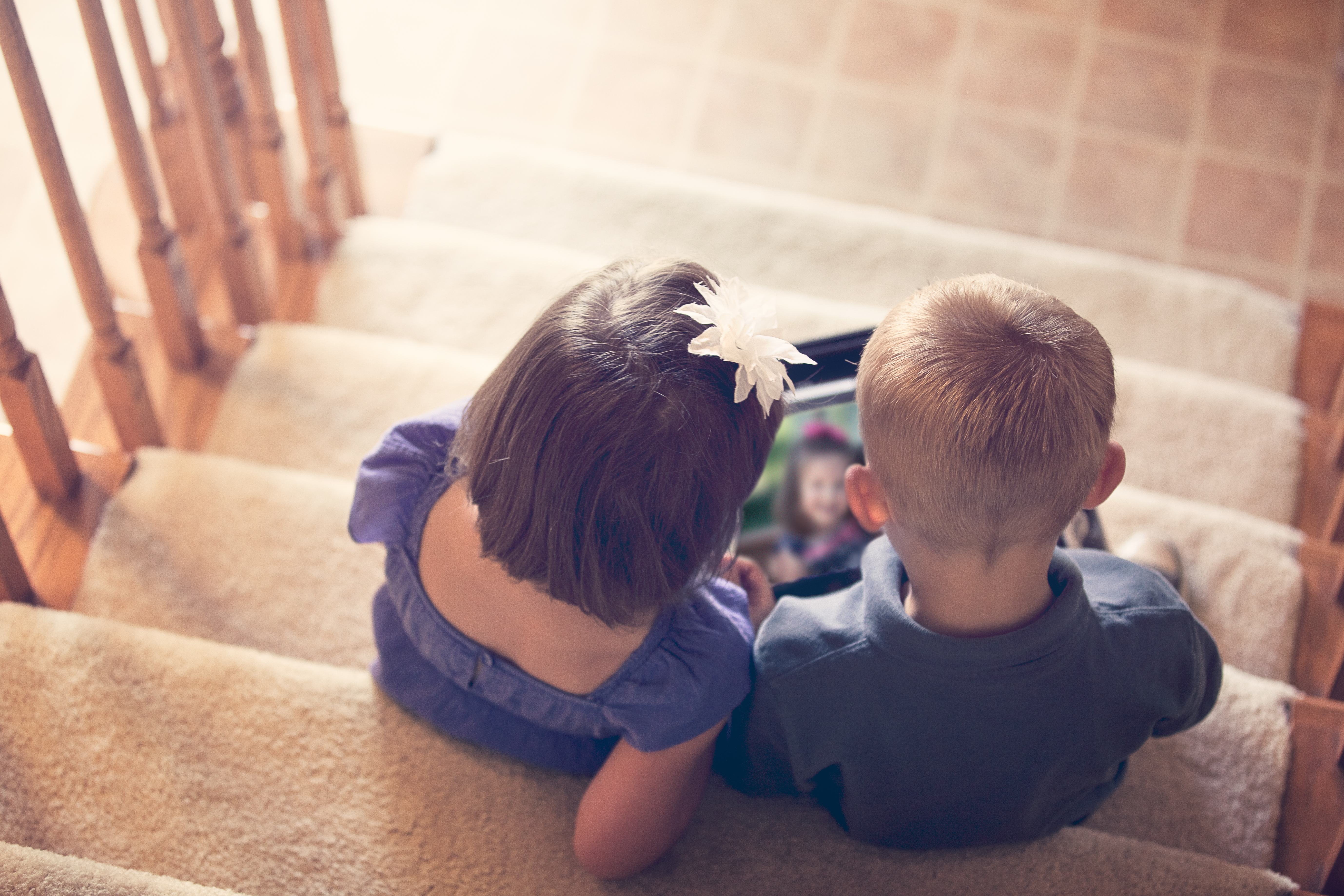 Screen Time Guidelines For Children - Premium Ocean Picture - 8K