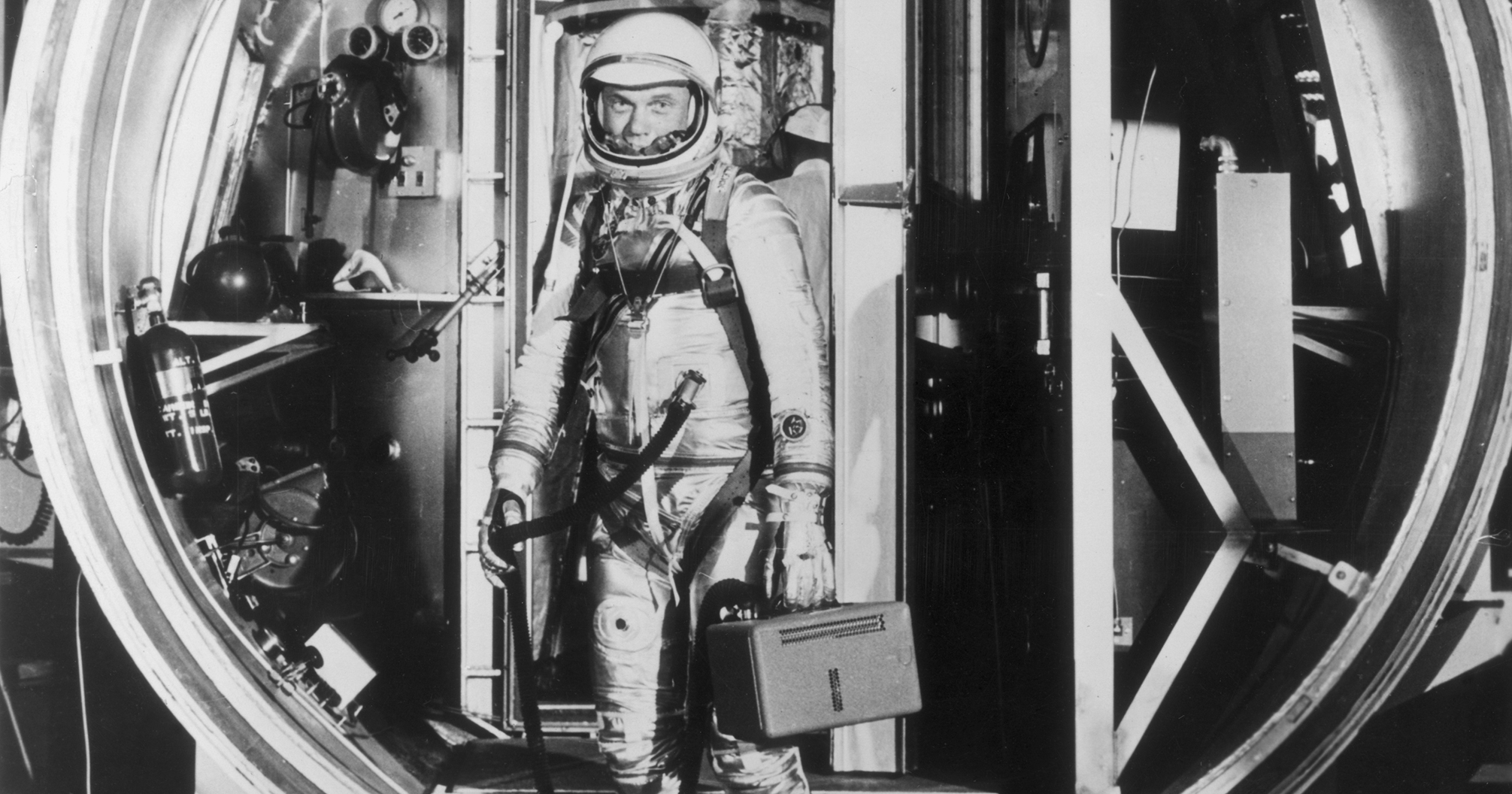 John Glenn My Hero - Premium Ocean Pattern - Full HD