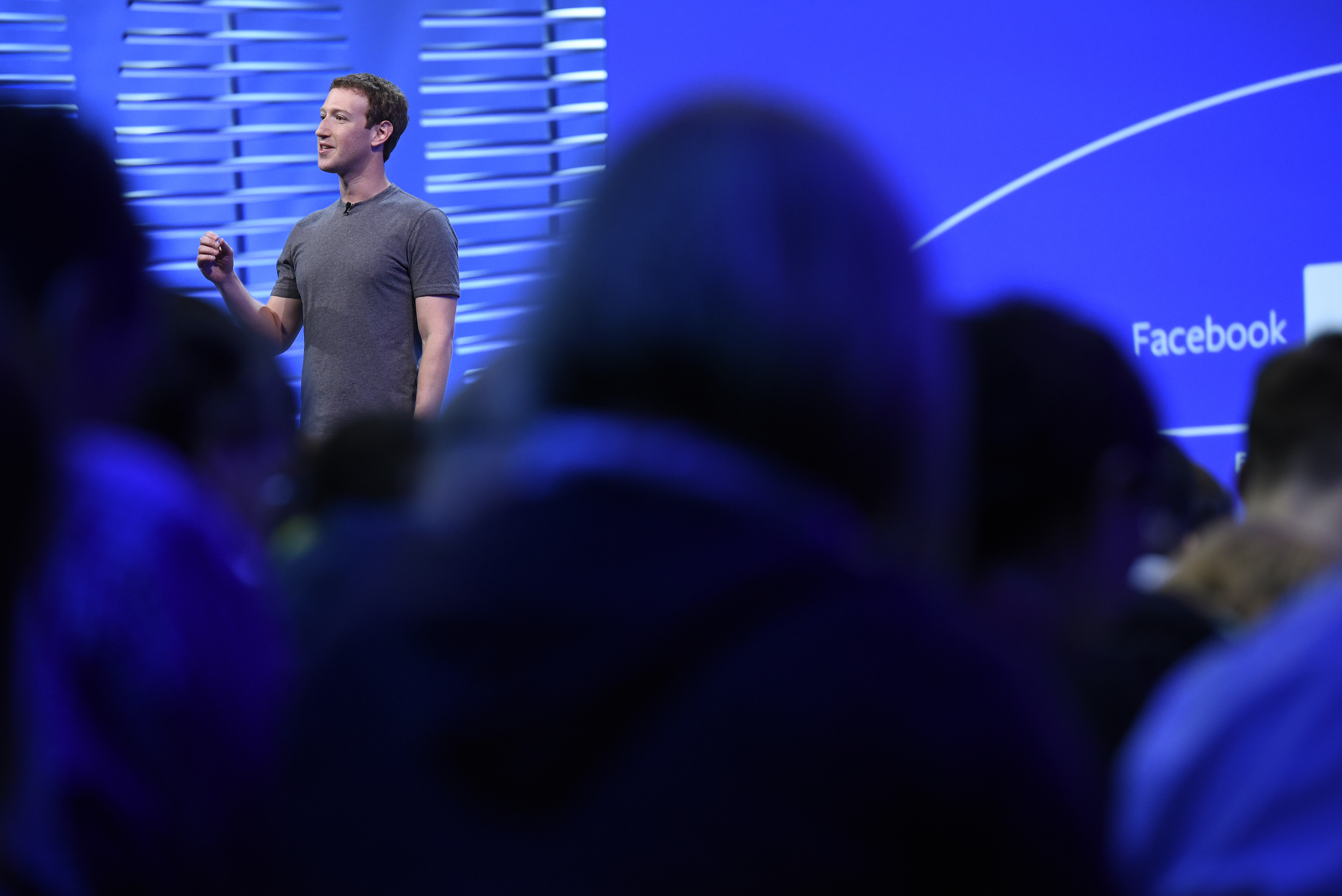 Facebook F8 Watch Mark Zuckerberg S Keynote Address Online Time