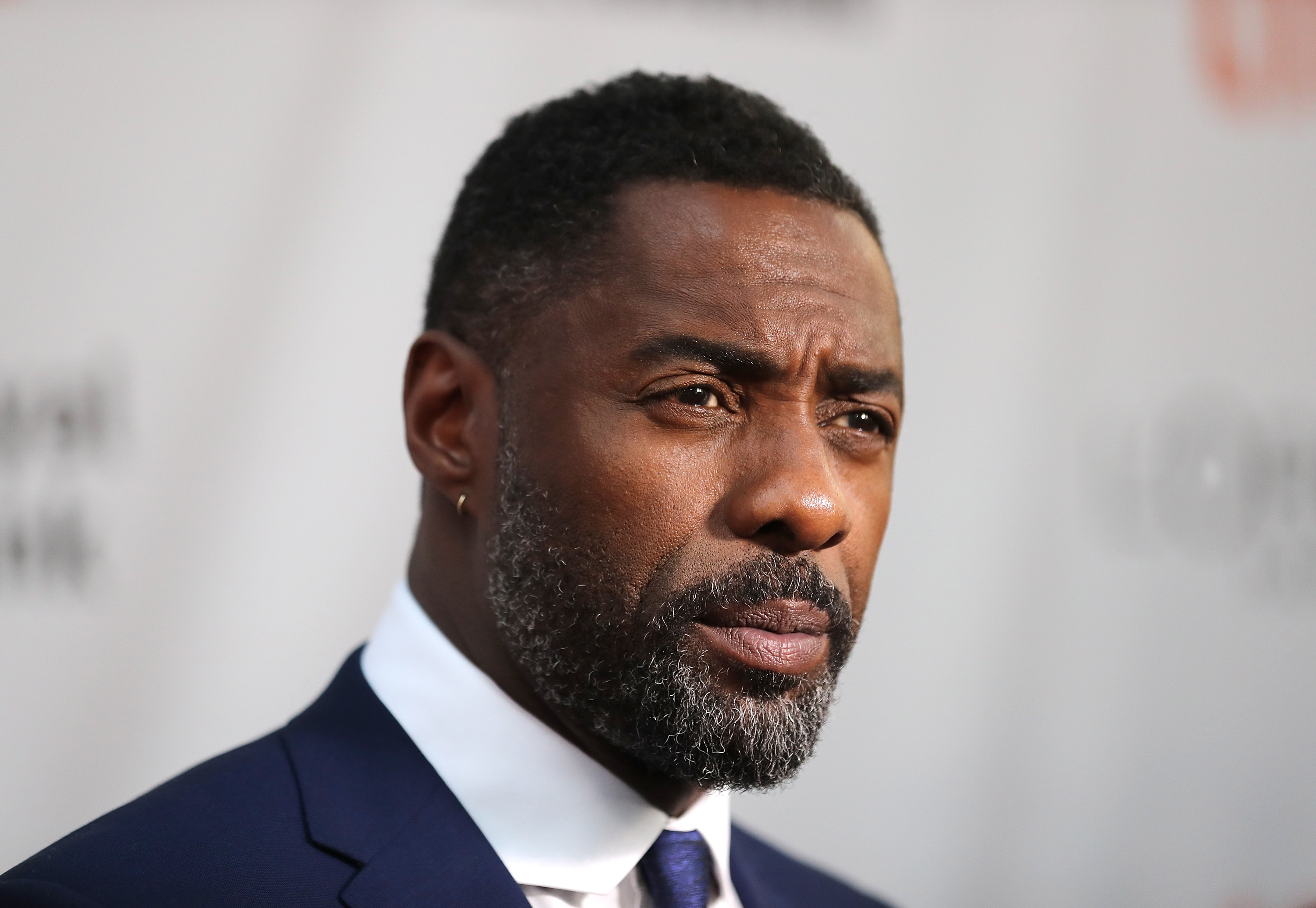 wallpapers Idris Elba Bond 2