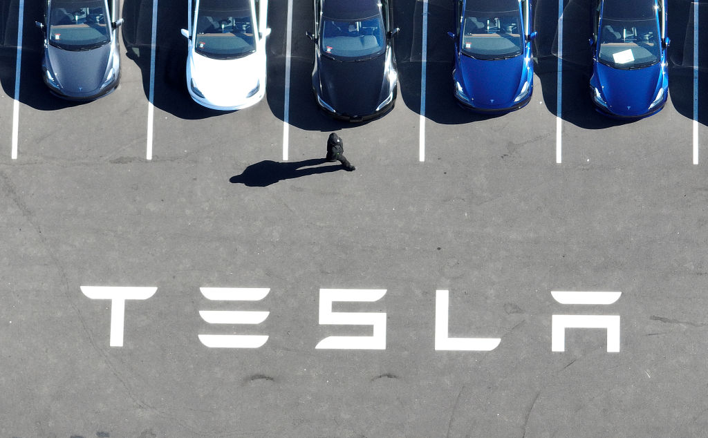 Why Tesla Stocks Dropped So Much In 2022 Time