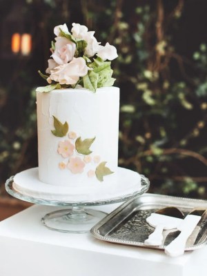 tier single cakes cake layers layer simple rethink ll elegant mango studios flowers trib al