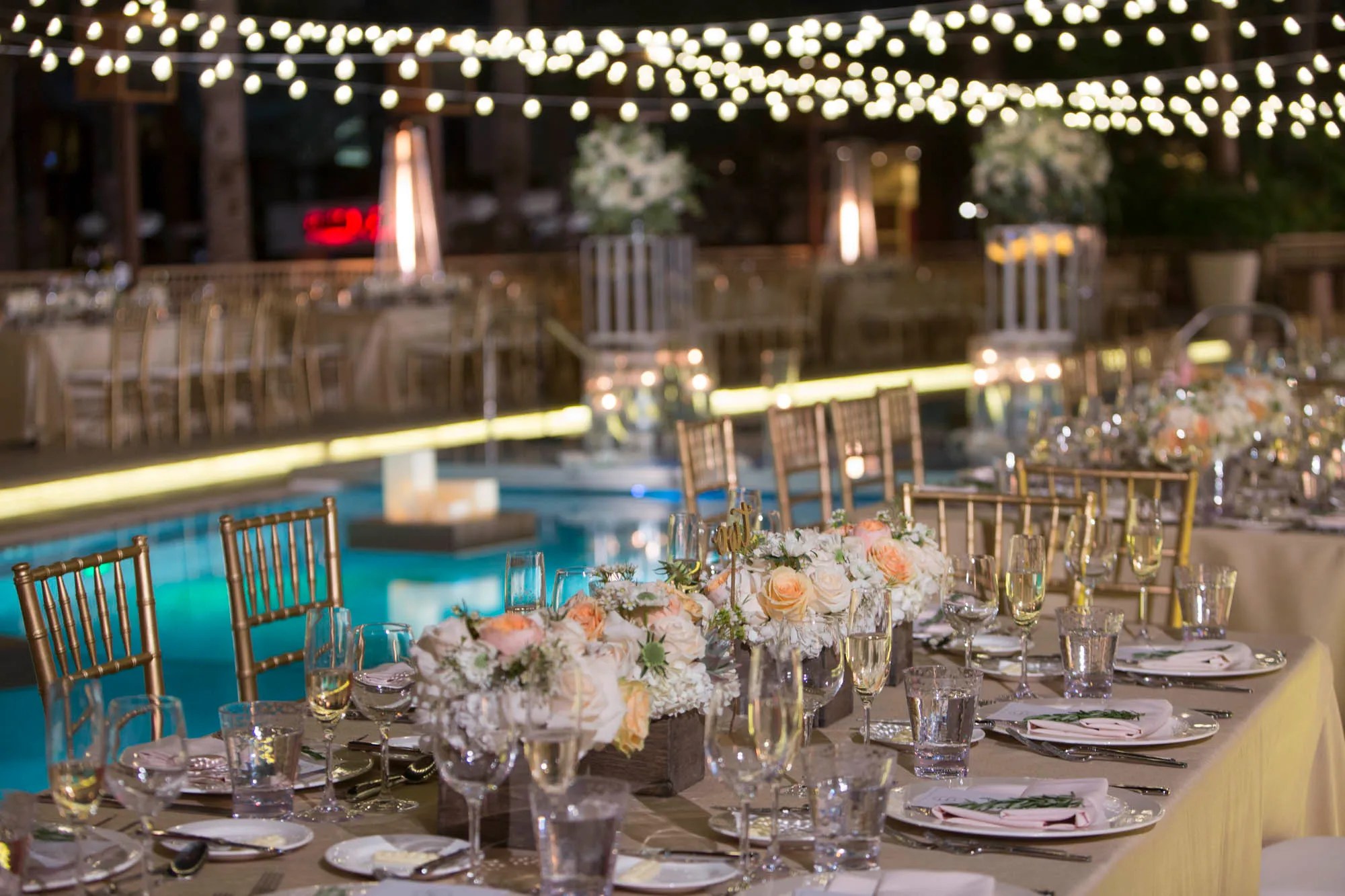 20+ Inspirational Cheap Wedding Rings Las Vegas - Red Robin - Cincinnati Vegan / Save money on flights to las vegas so you can splurge during your stay.