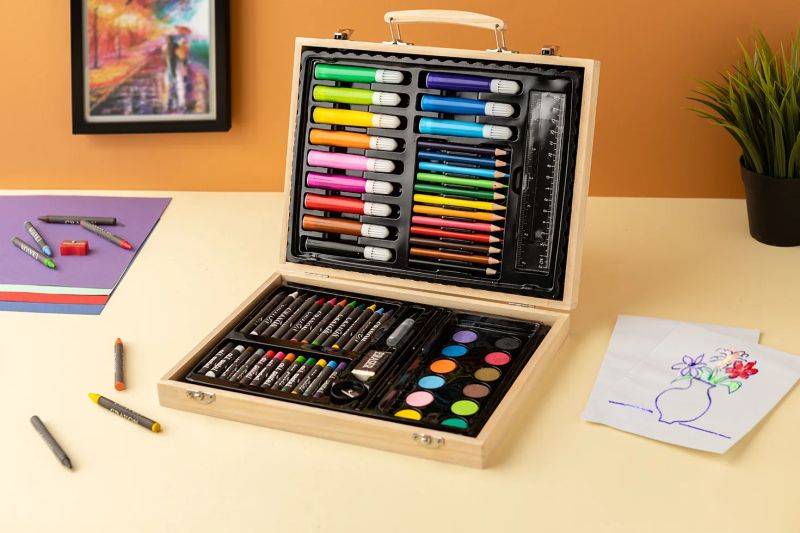 Roxy 01 - Creative Mountain Picture - Full HD