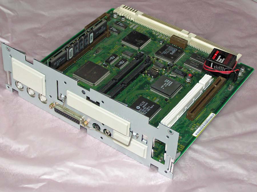 Apple Power Macintosh 6200 マザーボード Performa 6200 – 6300 – Logic Board – Apple Rescue of Denver