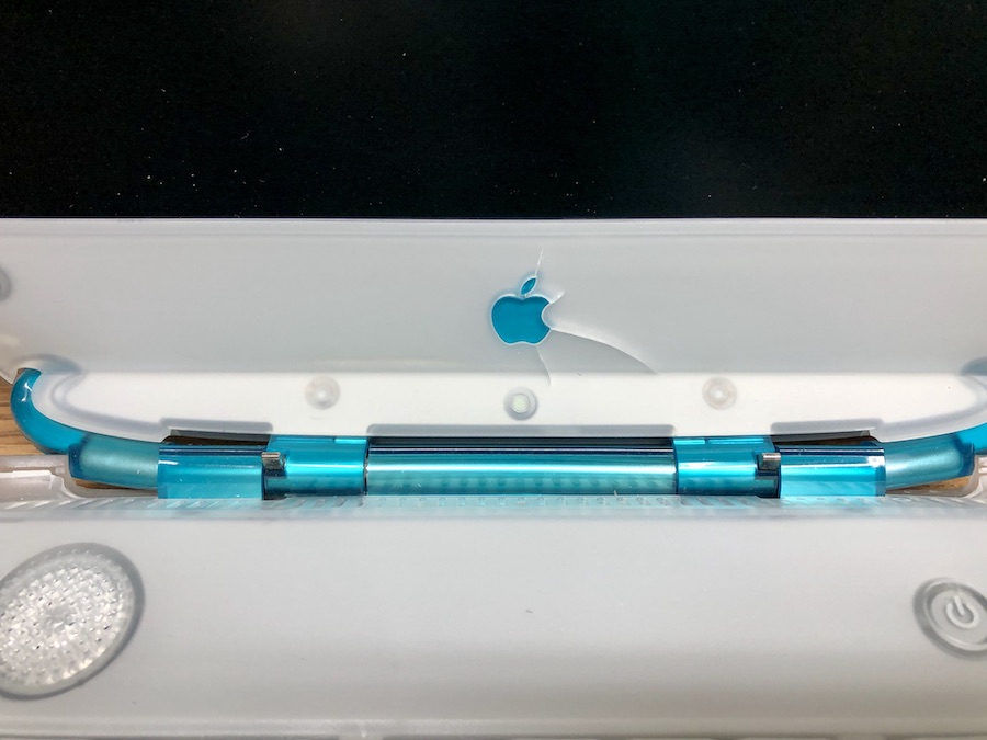 iBook G3 Clamshell – Blueberry – Apple Rescue of Denver