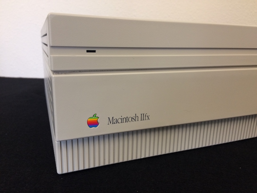 Apple 820-0282-A (Macintosh Ⅱfx) + おまけ Macintosh IIfx – Apple Rescue of Denver