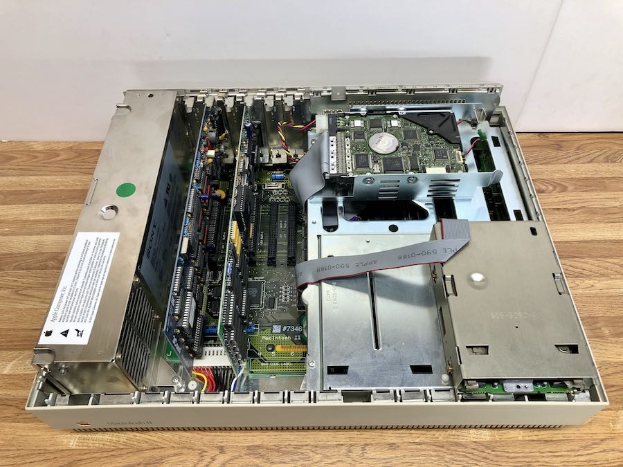 Macintosh II – Apple Rescue of Denver