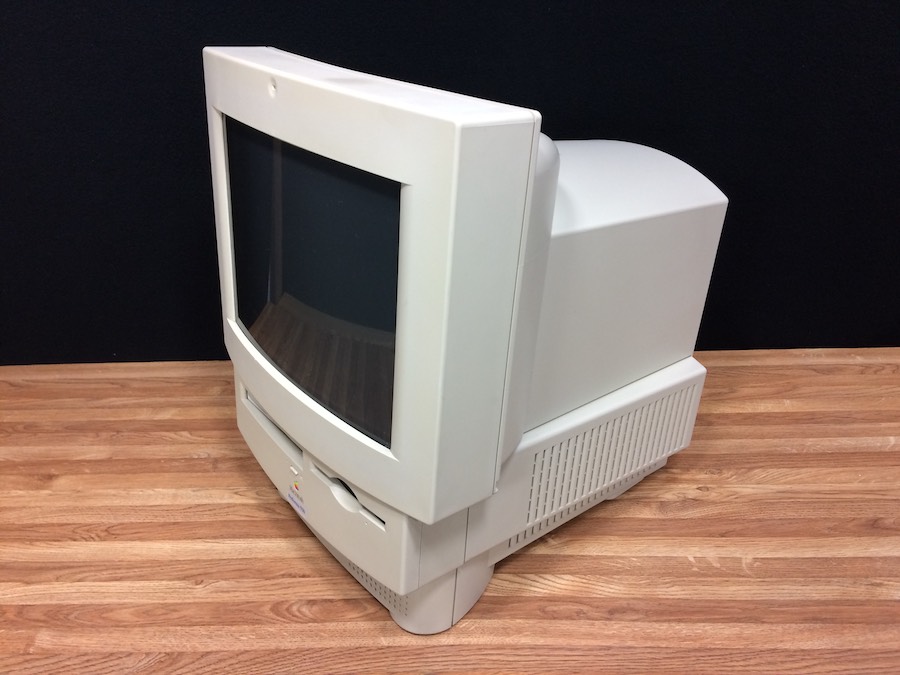 Macintosh Performa 575 (LC575) (中古品) マッキントッシュ