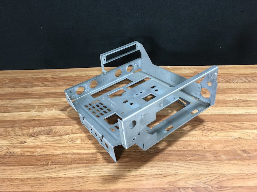 Macintosh SE Chassis – Apple Rescue of Denver