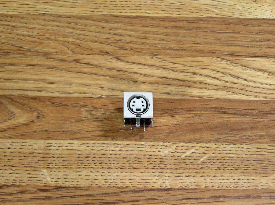 ADB Keyboard Port – Apple Rescue of Denver