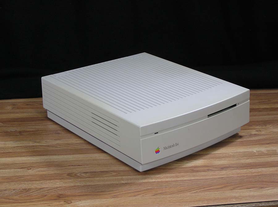 Macintosh IIsi Case – Apple Rescue of Denver