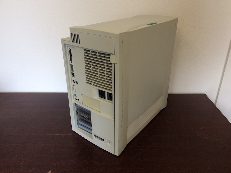 Power Macintosh 9600/200 – Apple Rescue of Denver