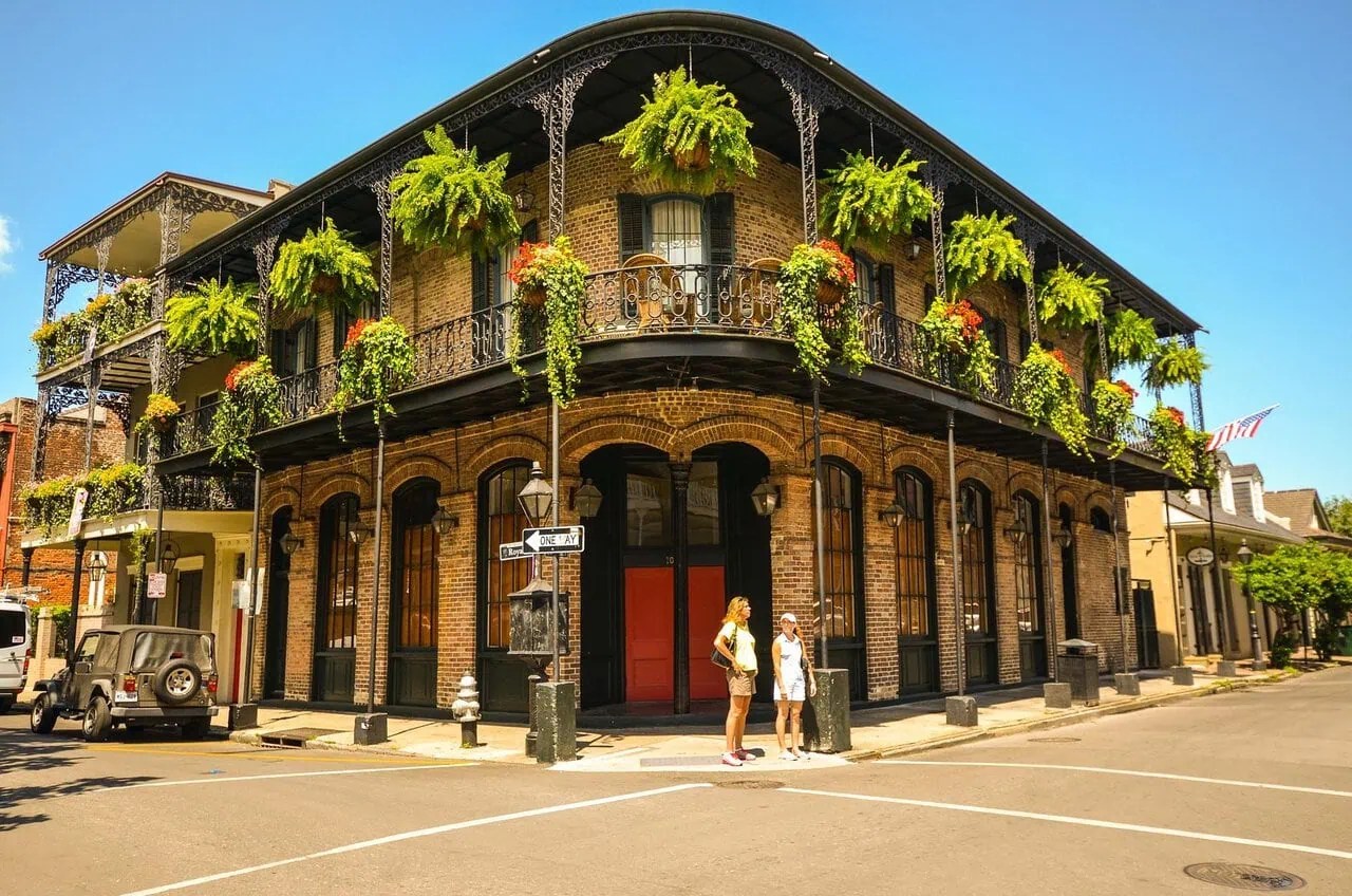 New Orleans French Quarter on the Amtrak Crescent route