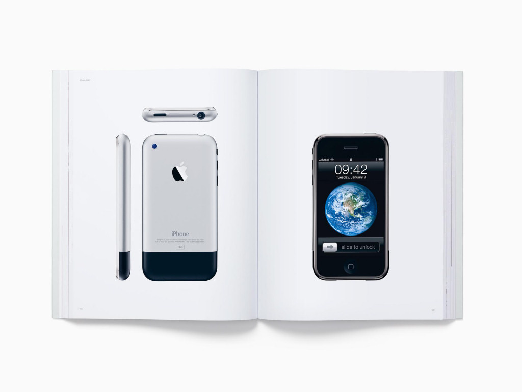 Apple『Designed by Apple in California』大 Книга 