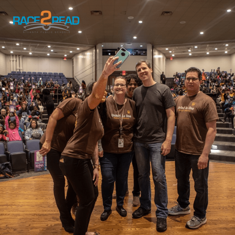 UPS co-sponsored New York Times best-selling author/cartoonist Jeff Kinney's visit to APS.
