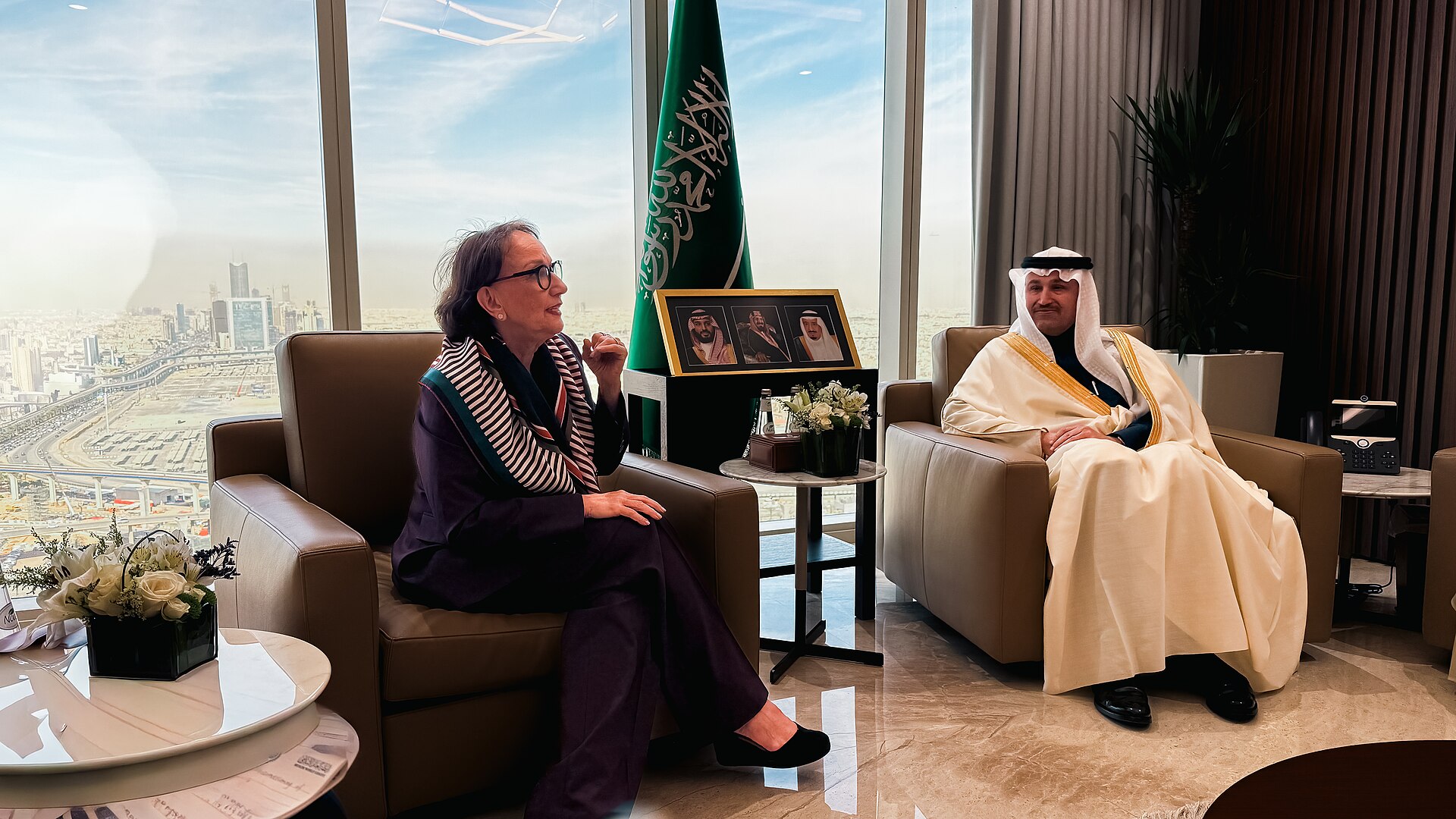 ريبيكا غرينسبان خلال فعالية دولية في عام 2026