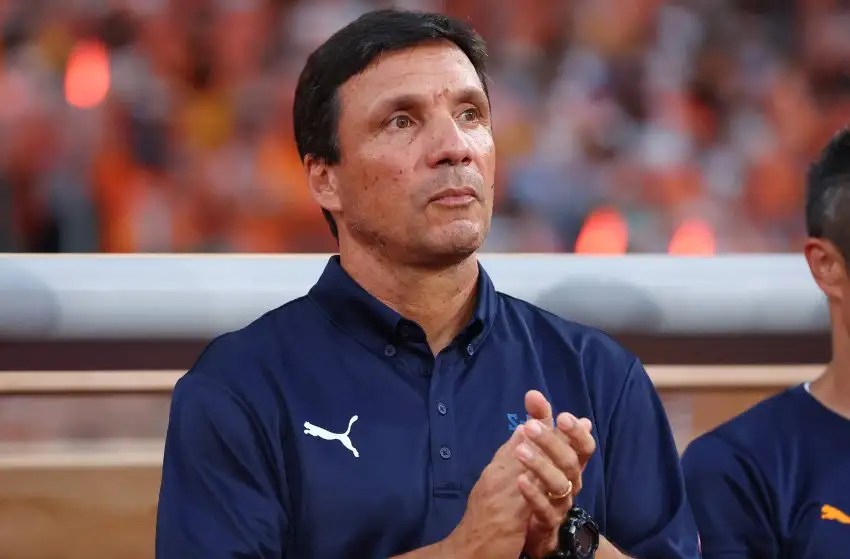 Cruzeiro encaminha contratação do técnico Zé Ricardo