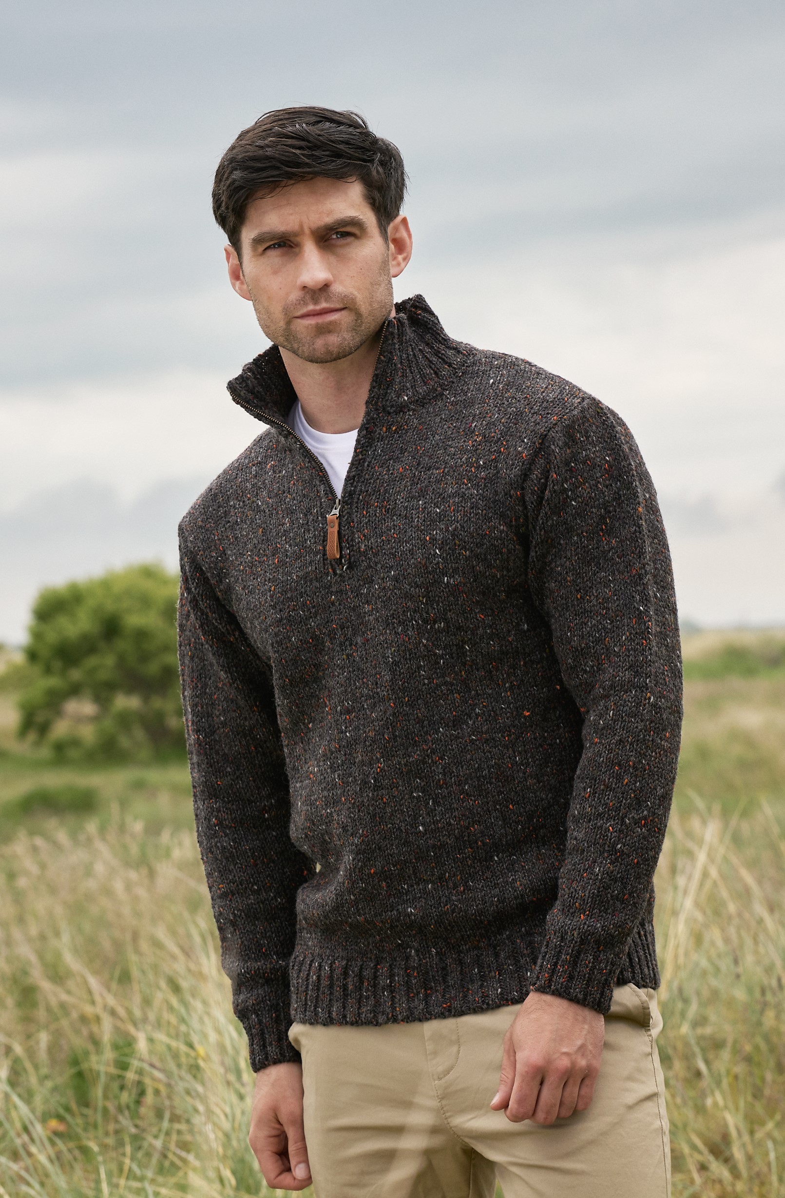 DONEGAL WOOL MENS HALF ZIP SWEATER: Z 2040