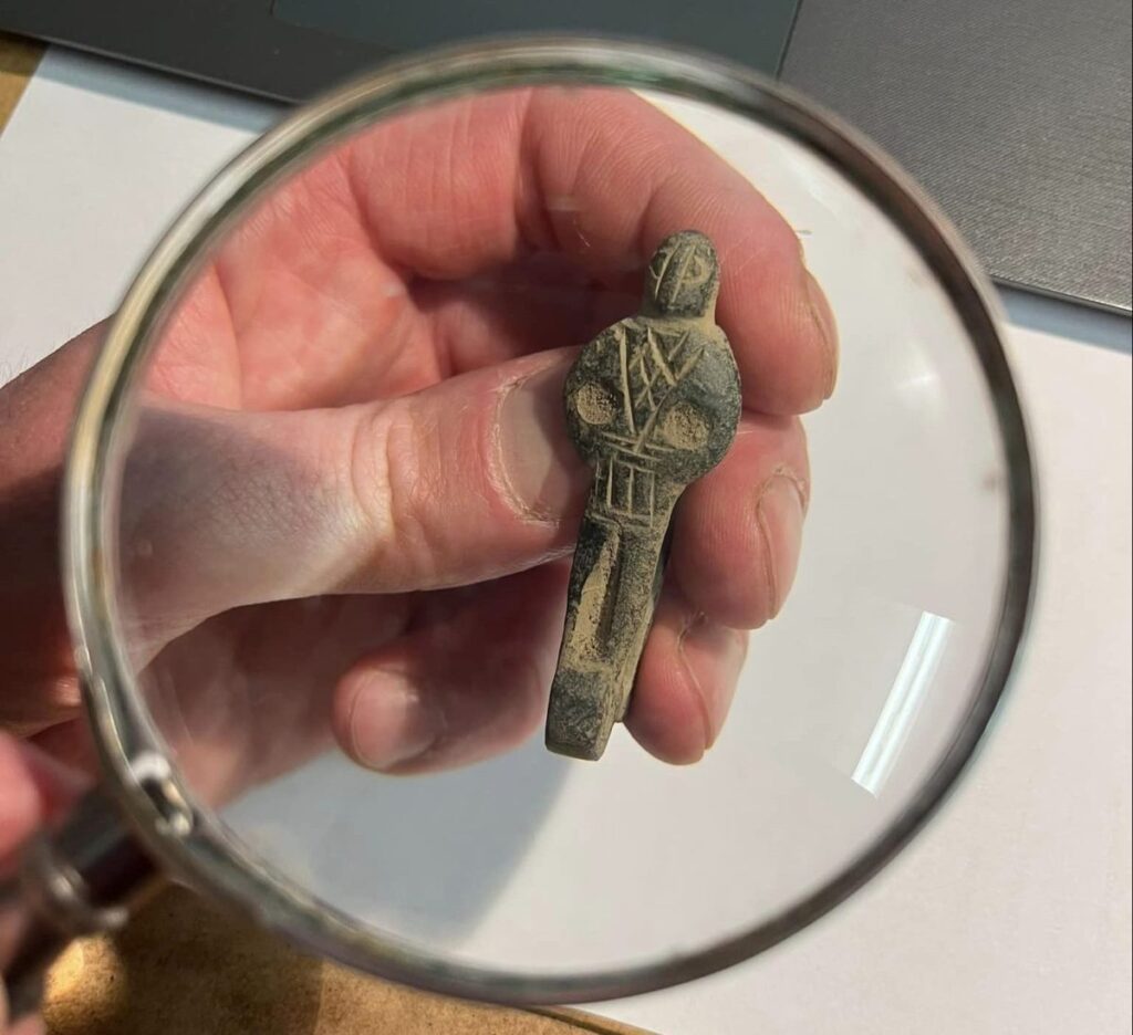 An extraordinary medieval belt loop found near Kamień Pomorski in Poland