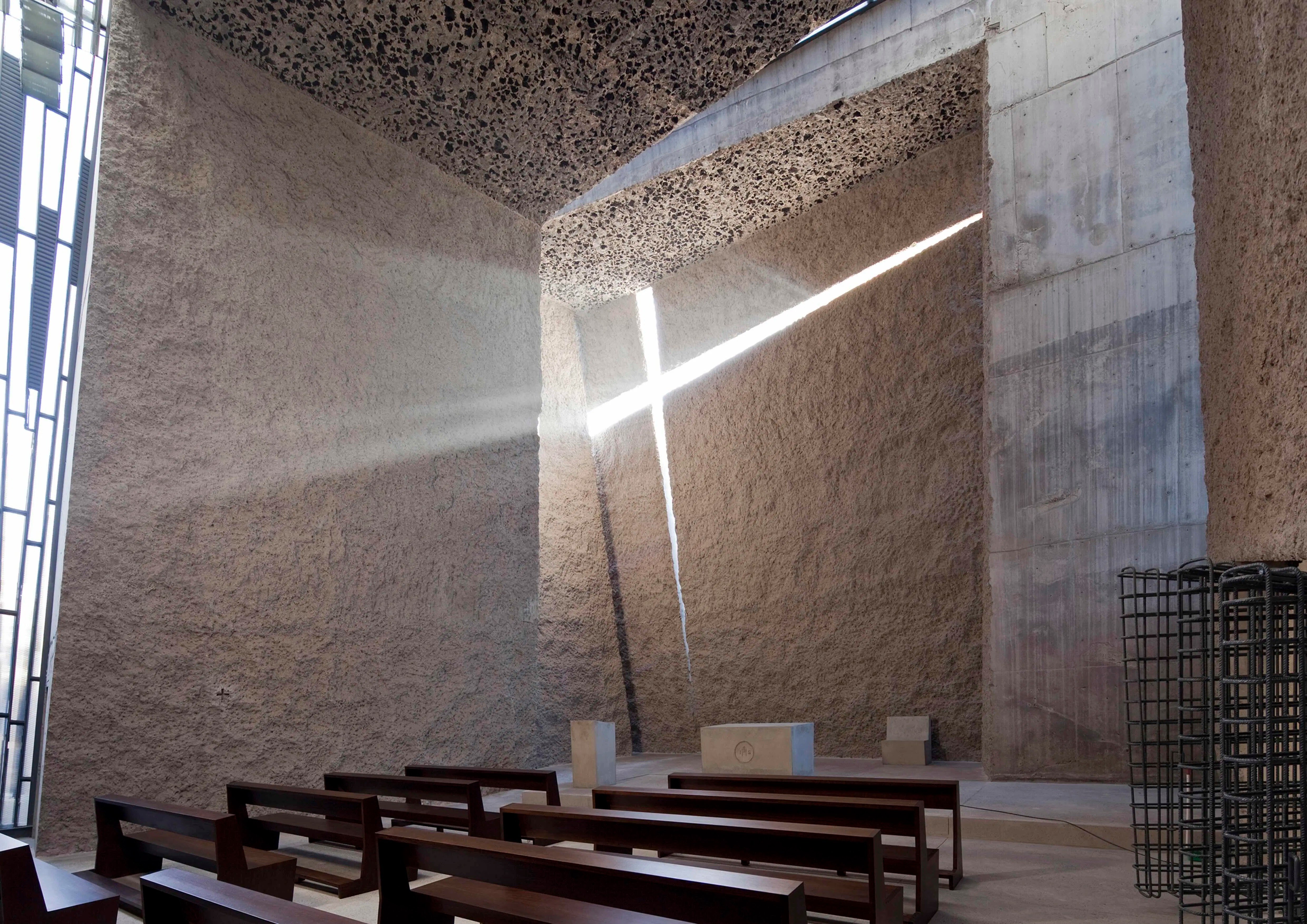 2025 World Building of the Year: Fernando Menis' Minimalist Concrete Church in Tenerife (2025)