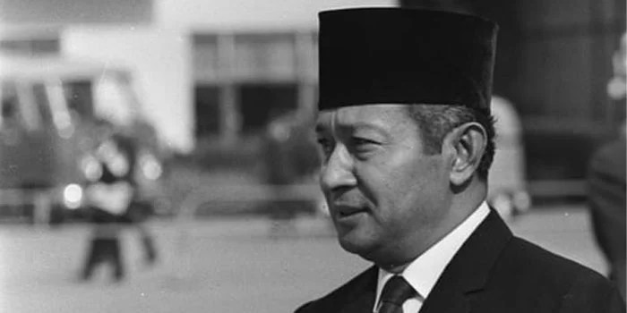 Soeharto - Sang Presiden & Diktator Militer