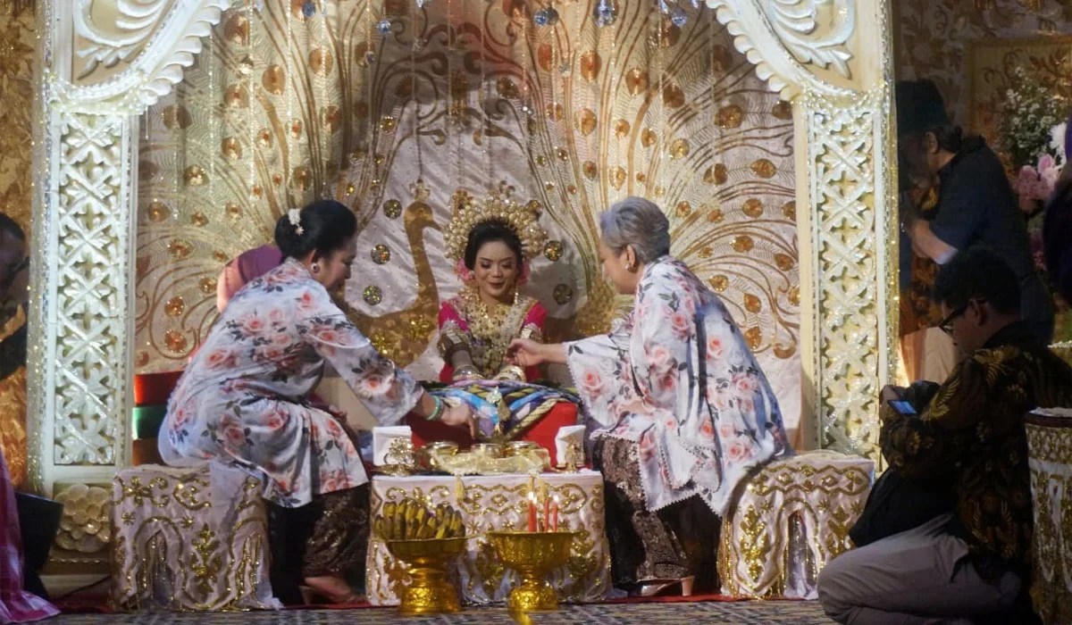 Tradisi Mappacci: Simbol Cinta dan Restu dari Bugis