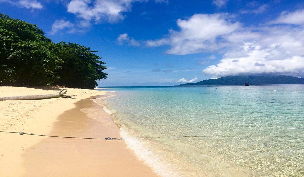 Pulau Hatta Maluku, Tempat Pas Buat Healing Tanpa Gangguan Keramaian