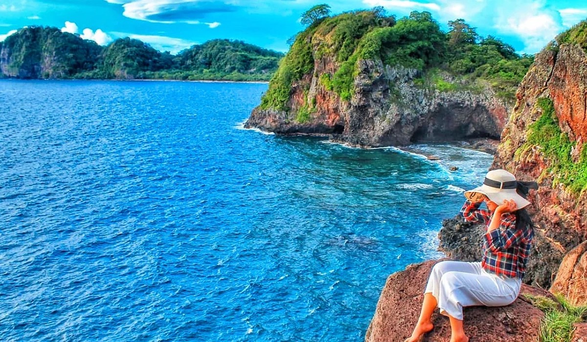 Pulau Sangeang, Destinasi Wisata Alam yang Wajib Dikunjungi