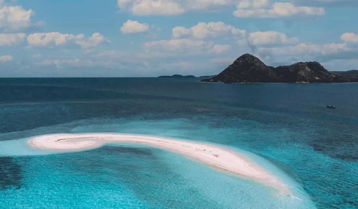Pesona Pulau Noko, Keindahan Alam, Budaya, dan Tantangan Pengembangan