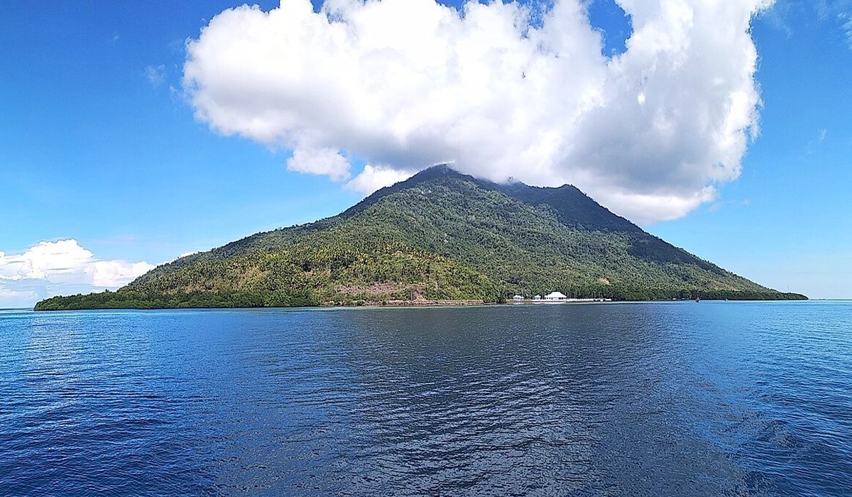 Pulau Moti, Wisata Alam dan Keindahan yang Memikat