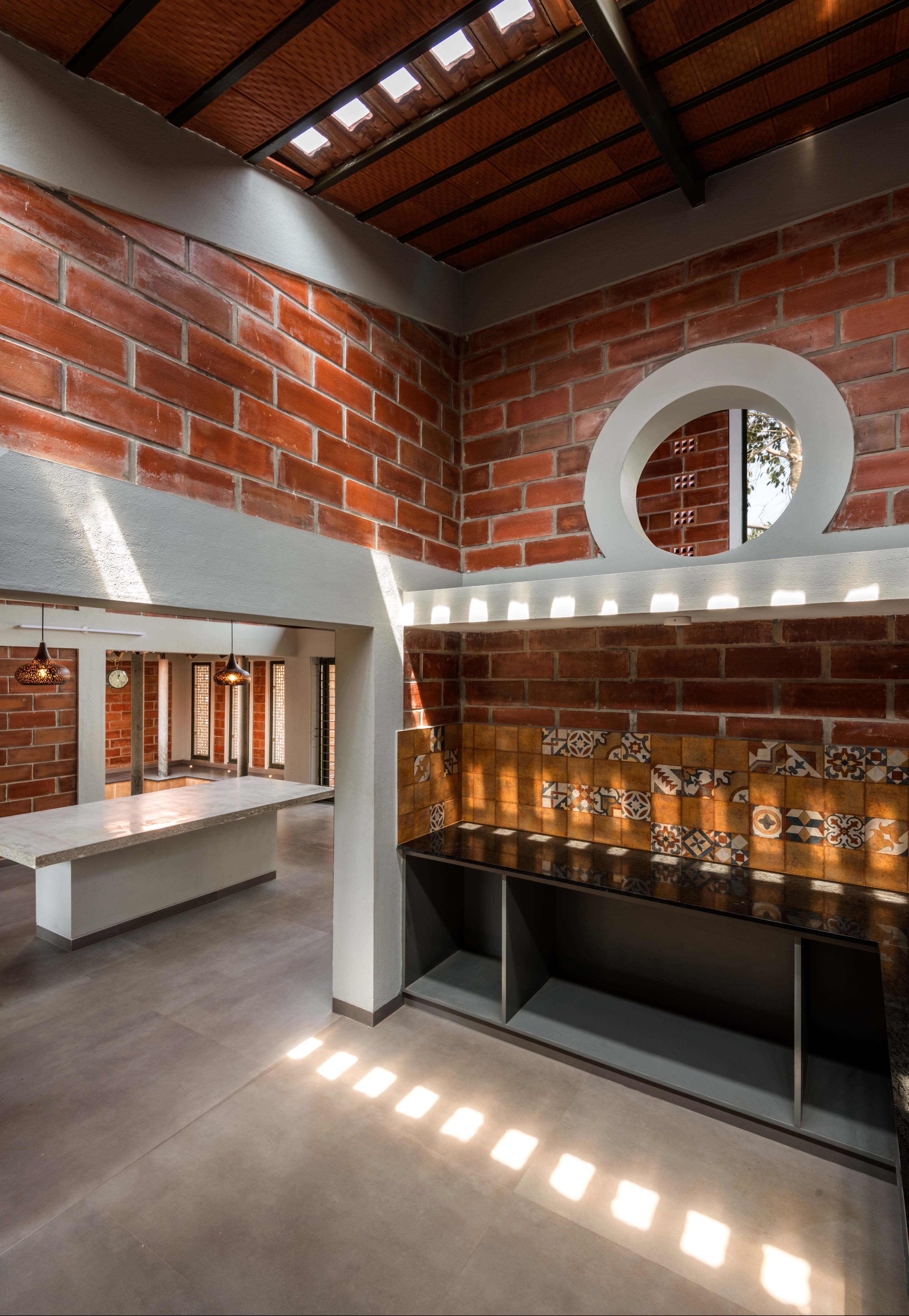 Farmhouse for Vishwanath at Mysore by Design Front architects