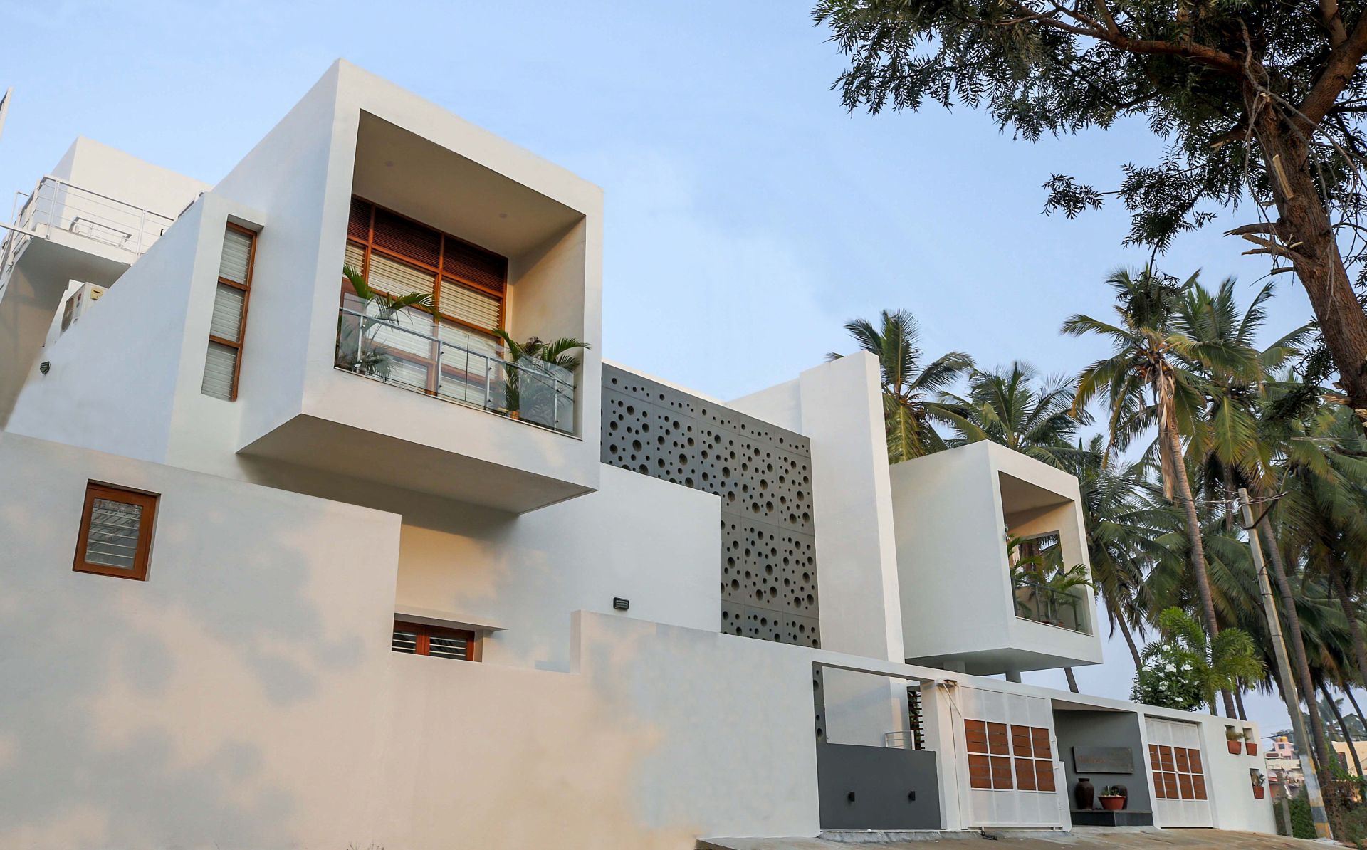 CASA LUX at Tumakuru, Karnataka by Studio WhiteScape