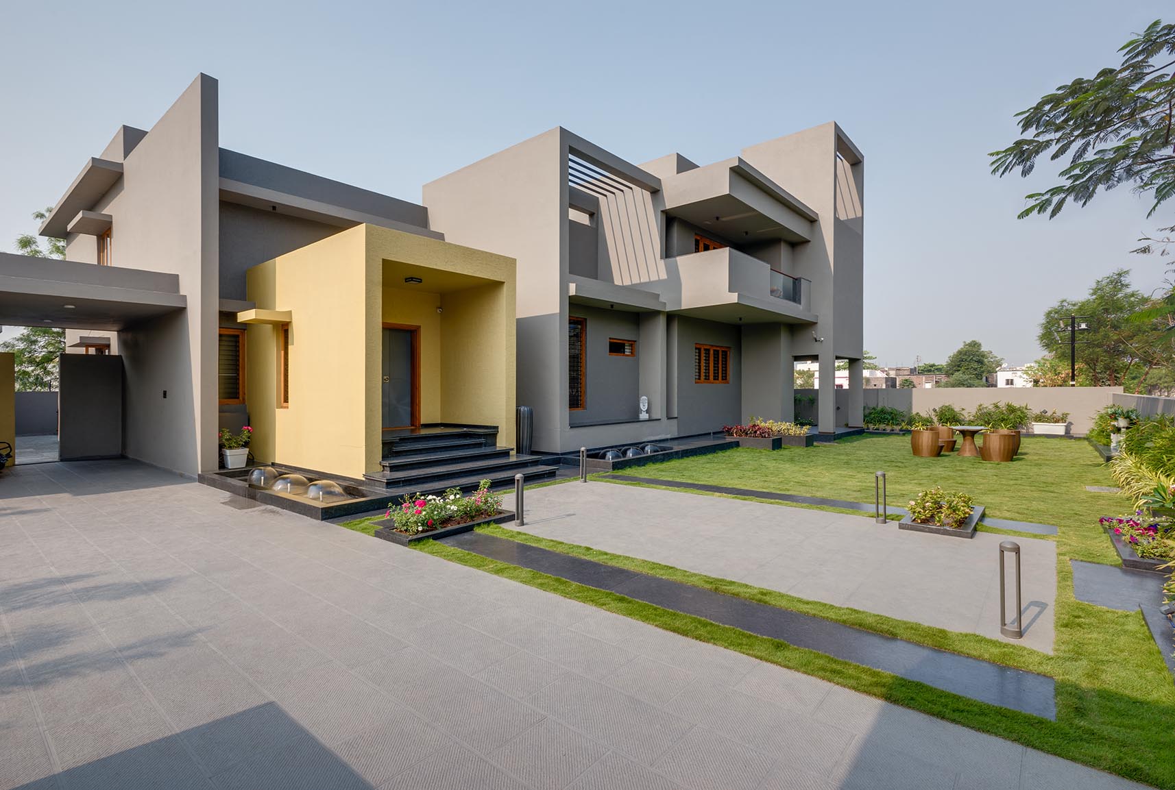 Maliwal Residence, Nanded, Maharashtra - 4th Axis Design Studio