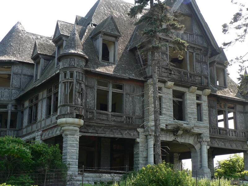 The gem is considered… a diamond worth an estimated £16m ($24.5m) is in london for a week's viewing before it. Top 22 Scary Houses In The World: A Hair Raising Experience