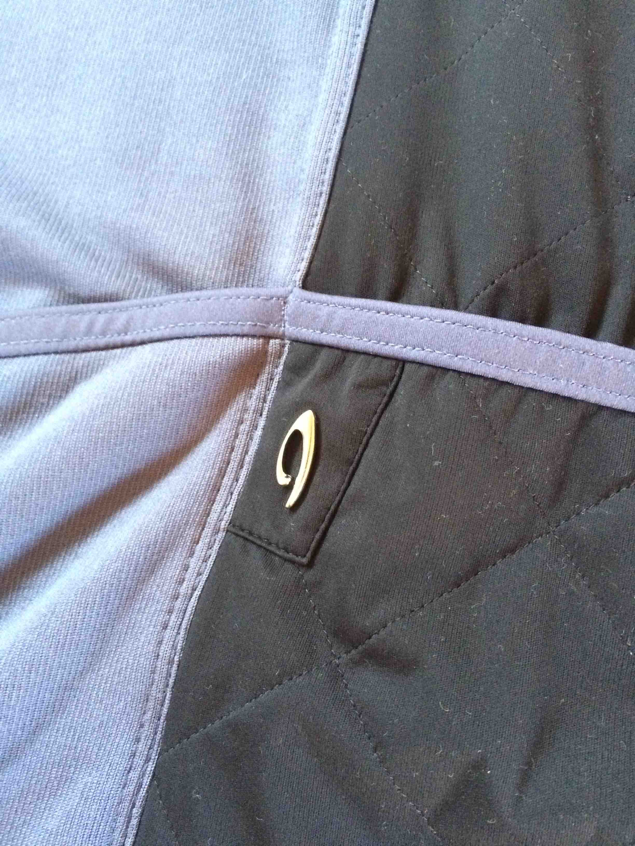 Mitteltasche mit Isadore Logo