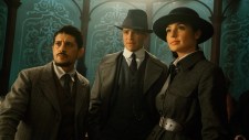 First 'Wonder Woman 1984' set photos show Gal Gadot and Chris Pine in costume