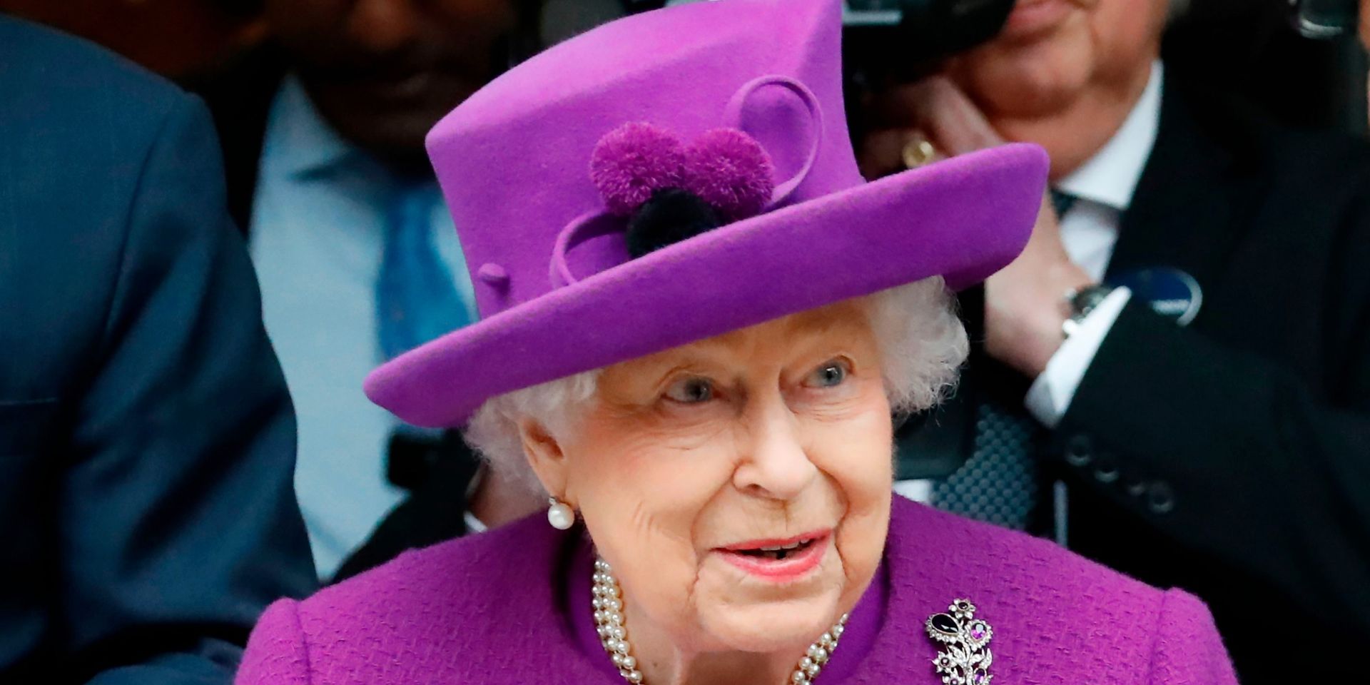 Photo Reine D Angleterre A Imprimer Mauvaise nouvelle au Kensington Palace: Reine Elizabeth II atteinte d'un  cancer? - Bénin Web TV